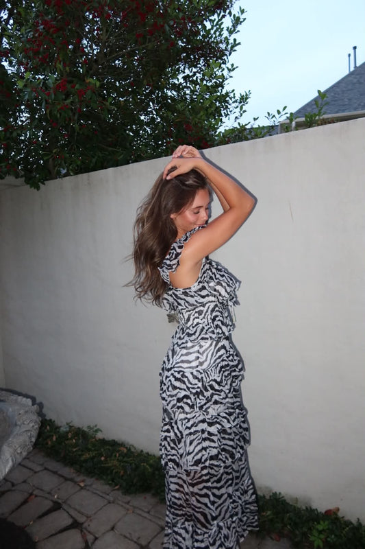 Luxury zebra chiffon maxi dress with gold thread
Designer ruffle dress for vacation and events